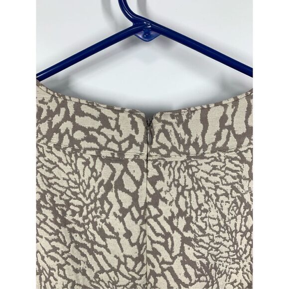 Banana Republic Women's Animal Pattern Sleeveless Split Neck Sheath Dress Size 6 - Picture 6 of 10